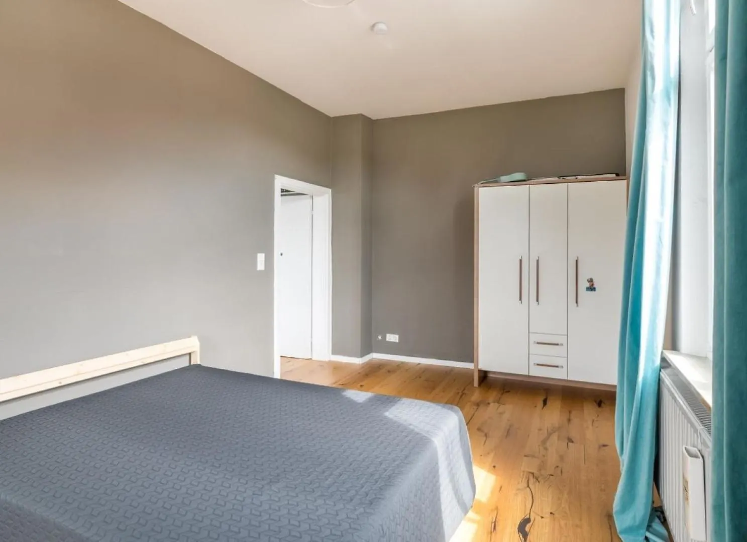 Grosse 4-Zimmer Wohnung Mit Burgblick, Kinder Wilkommen Nuremberg 0*,  Germany
