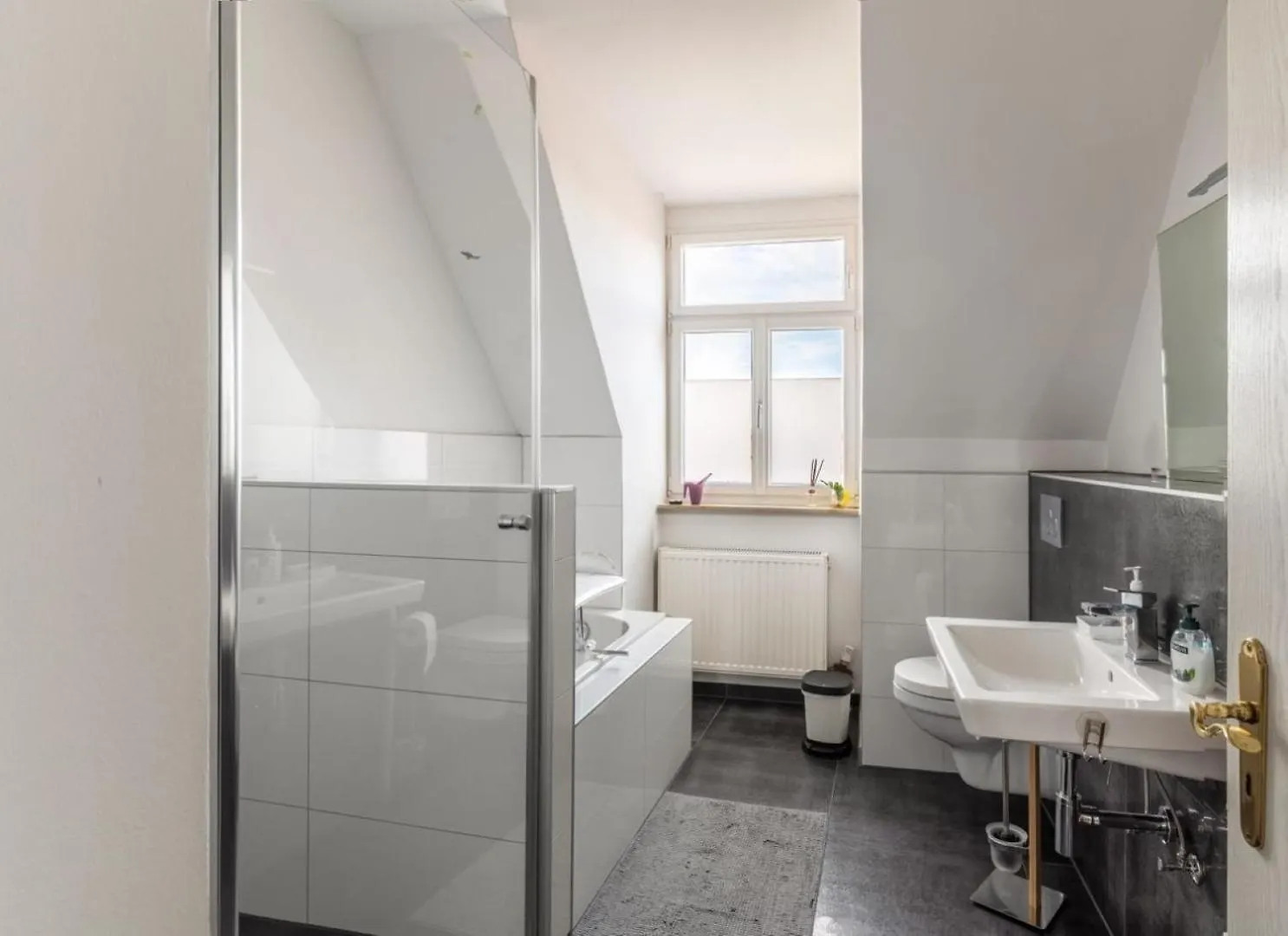 Apartment Grosse 4-Zimmer Wohnung Mit Burgblick, Kinder Wilkommen Nuremberg
